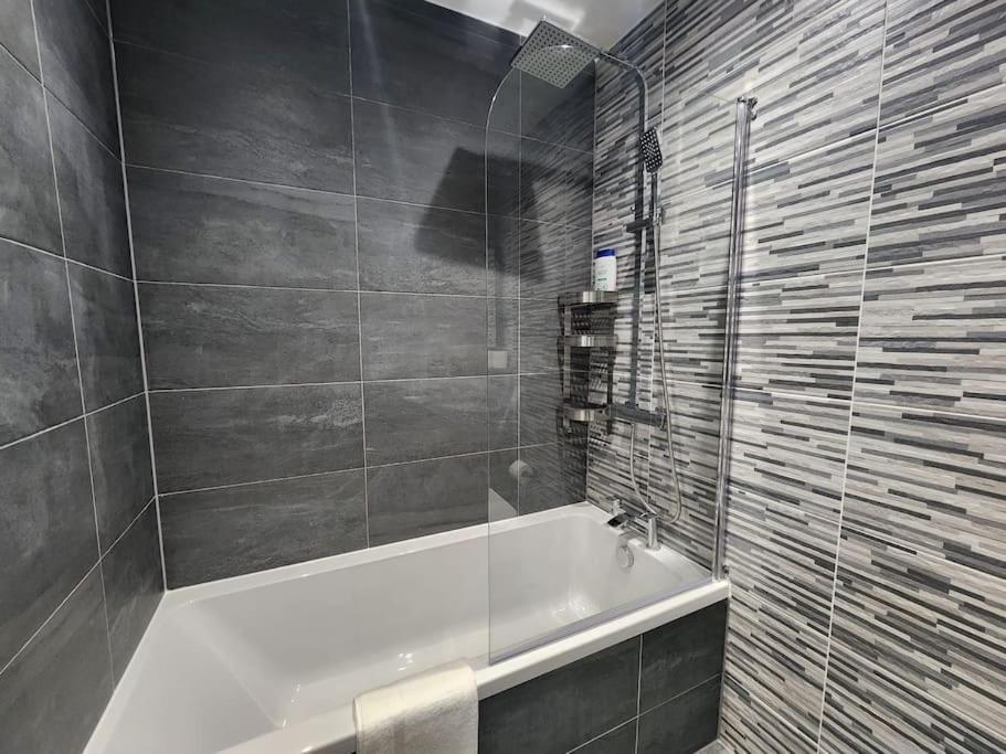 Paradigm Court, Modern 2-Bedroom Apartment F2, 牛津 外观 照片